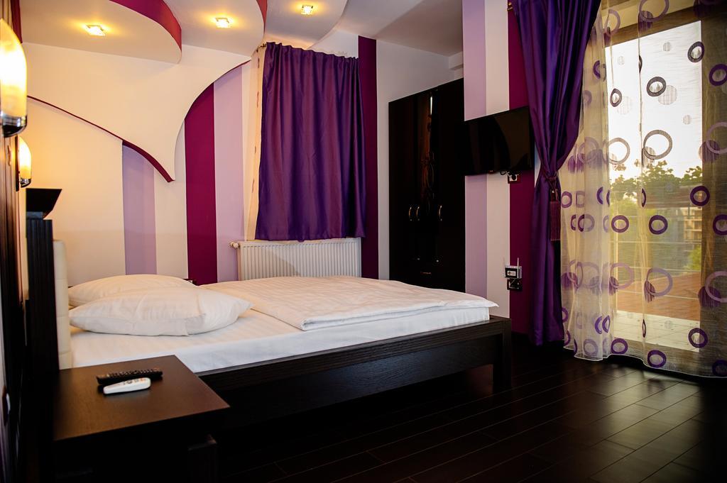 Vila Hd Aparthotel Hunedoara Room photo